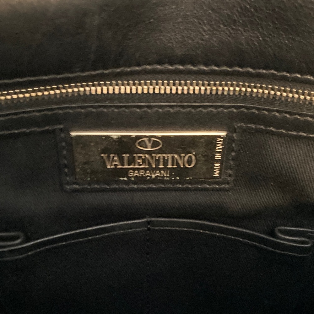 Valentino Garavani Black Leather Clutch/large wristlet - Picture 6 of 11